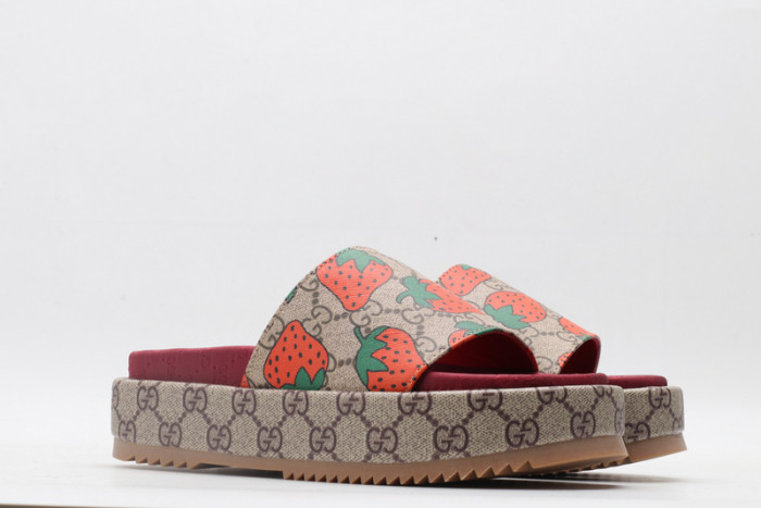 GUI SANDAL