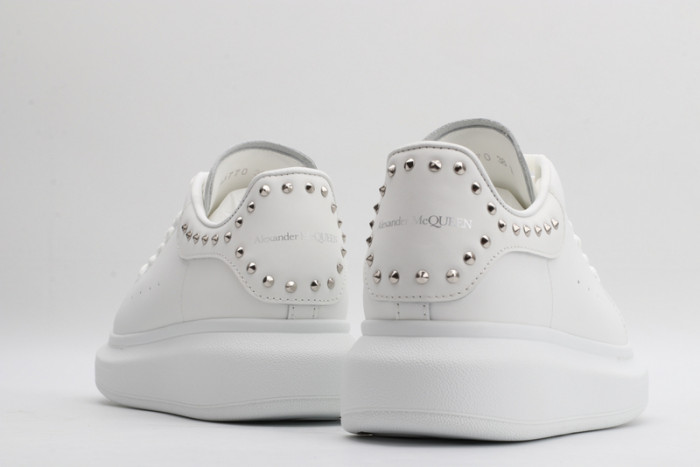 ALEX MCQU SNEAKER