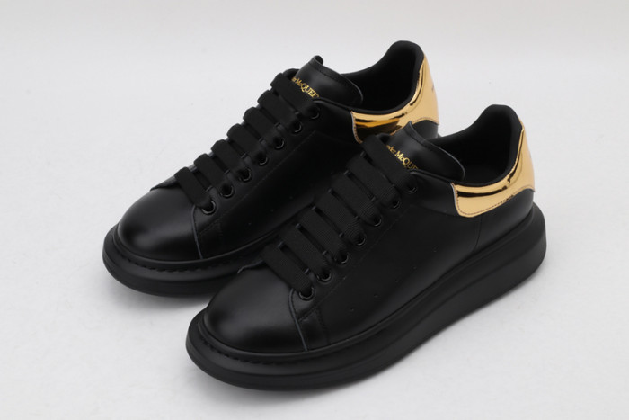 ALEX MCQU SNEAKER