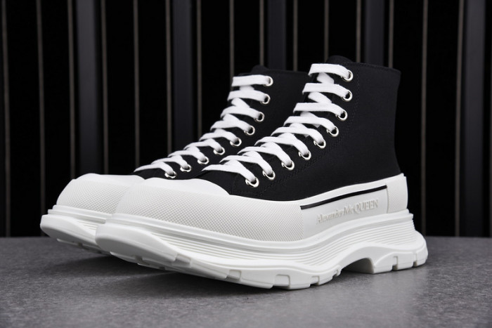 ALEX MCQU SNEAKER