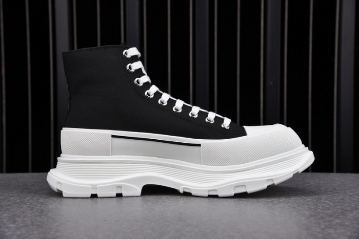 ALEX MCQU SNEAKER