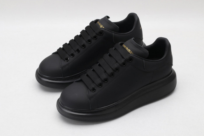 ALEX MCQU SNEAKER
