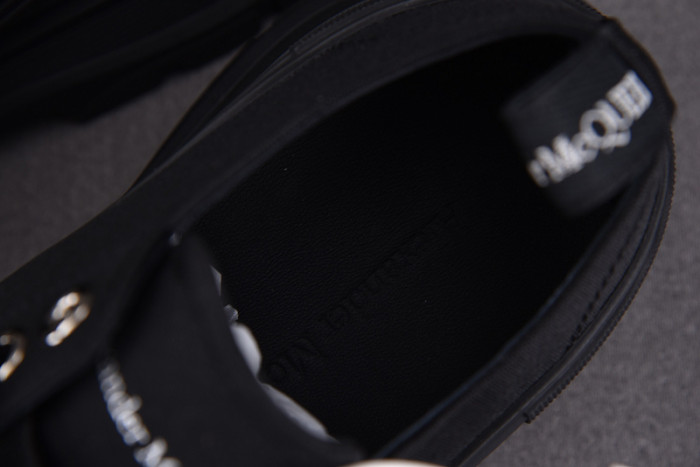 ALEX MCQU SNEAKER