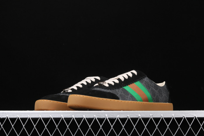 GUI SNEAKER