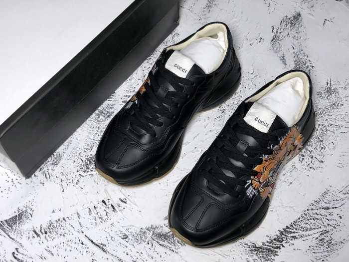 GUI SNEAKER