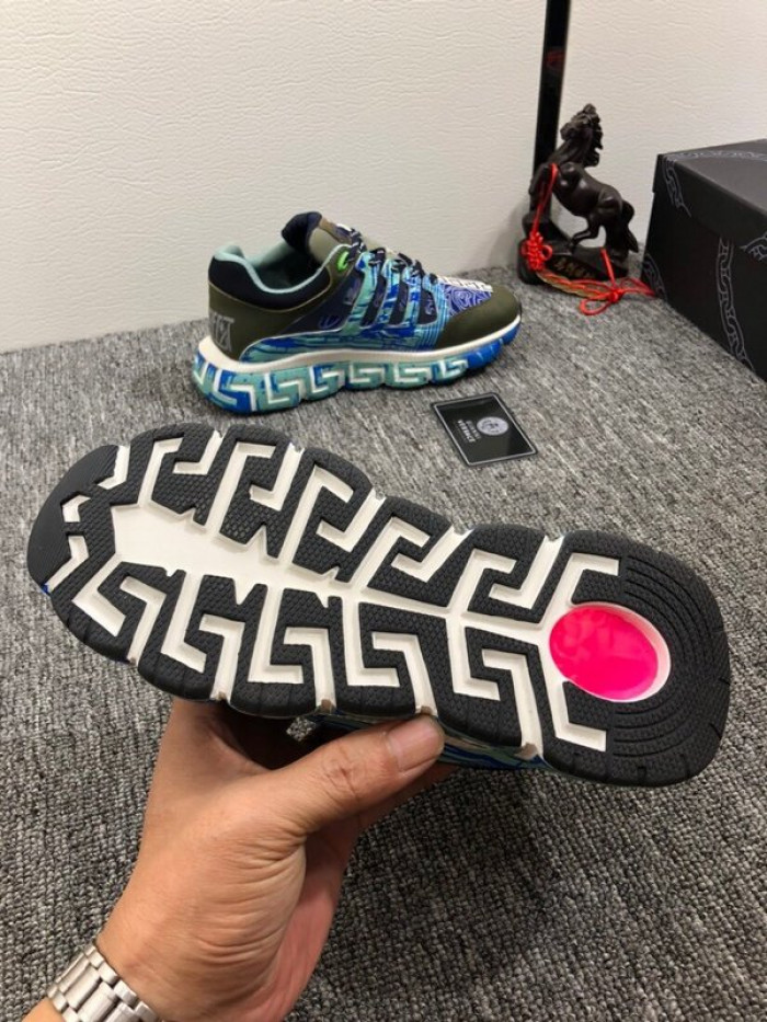 VSE Sneaker