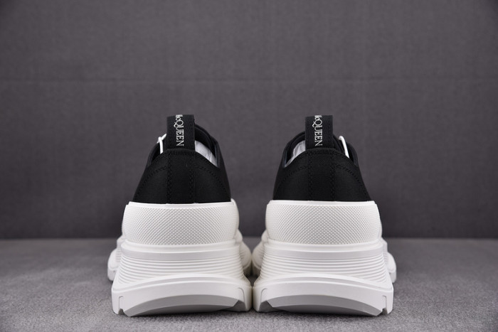 ALEX MCQU SNEAKER