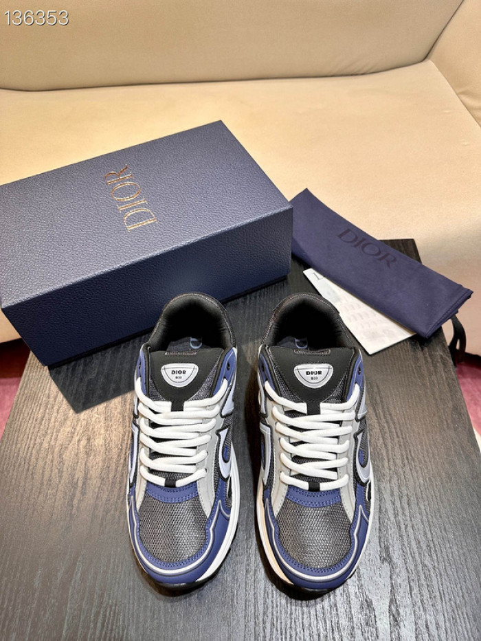 D10R SNEAKER