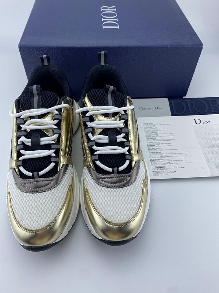 D10R SNEAKER