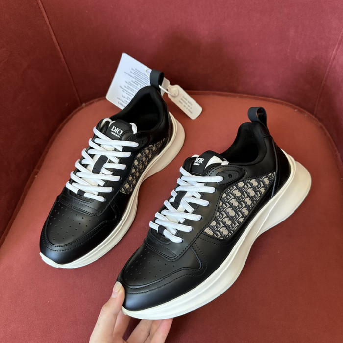 D10R B25 SNEAKER