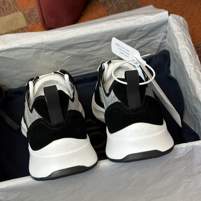 D10R B25 SNEAKER