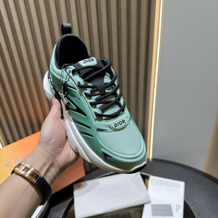 D10R B44 SNEAKER