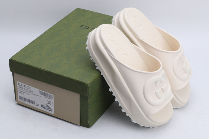 GUI SANDAL