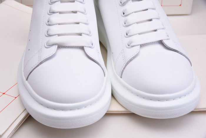 ALEX MCQU SNEAKER