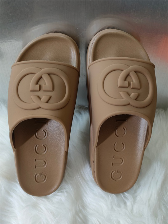 GUI SANDAL