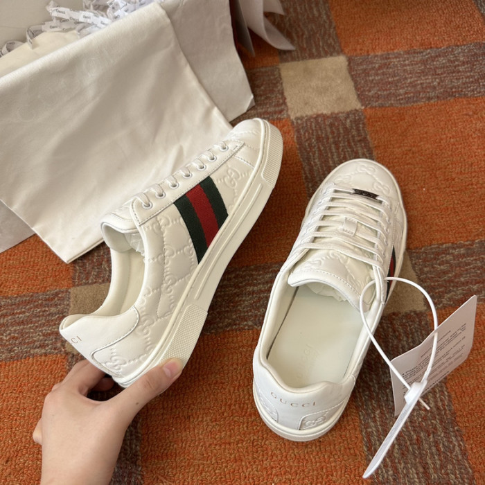 GUI SNEAKER