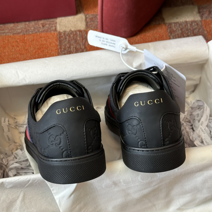GUI SNEAKER