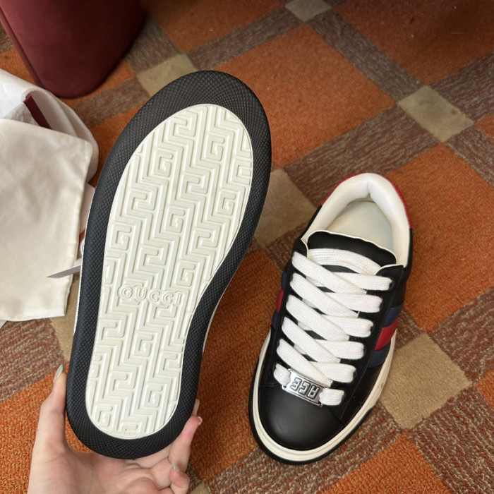 GUI SNEAKER