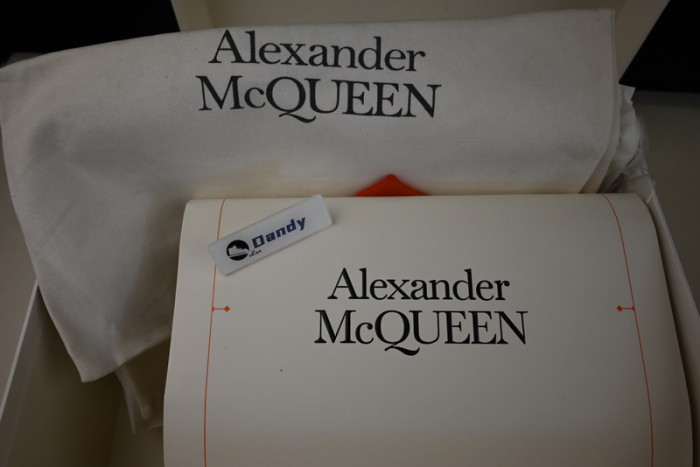 ALEX MCQU SNEAKER