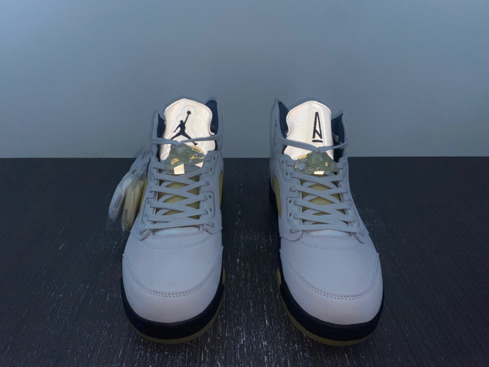 A Ma Maniere x Air Jordan 5 Diffused Blue (Women