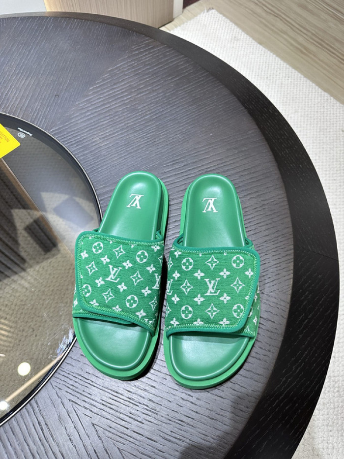L0VT SANDAL