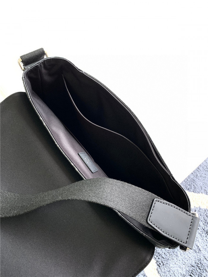 L0VT BAG