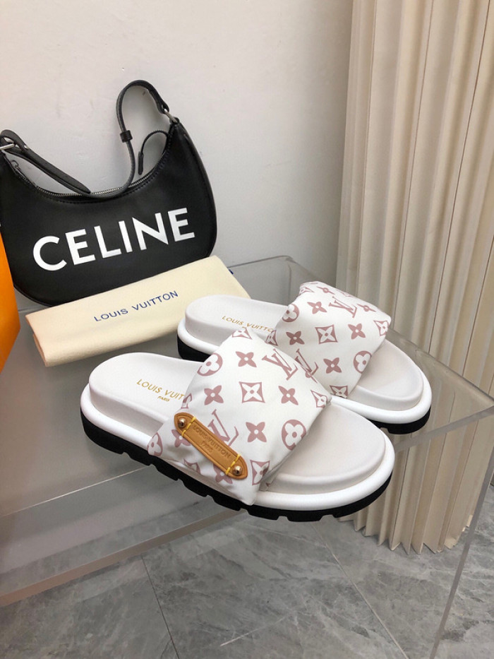 L0VT SANDAL