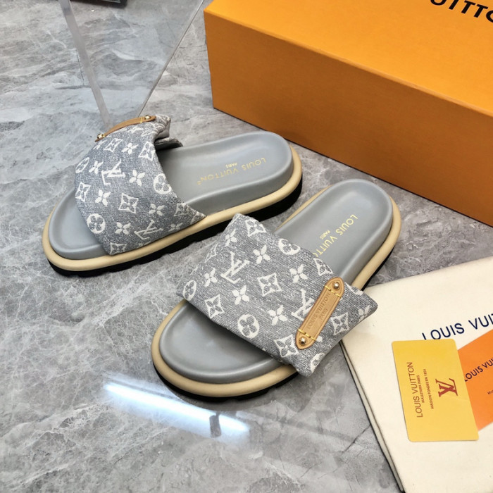 L0VT SANDAL