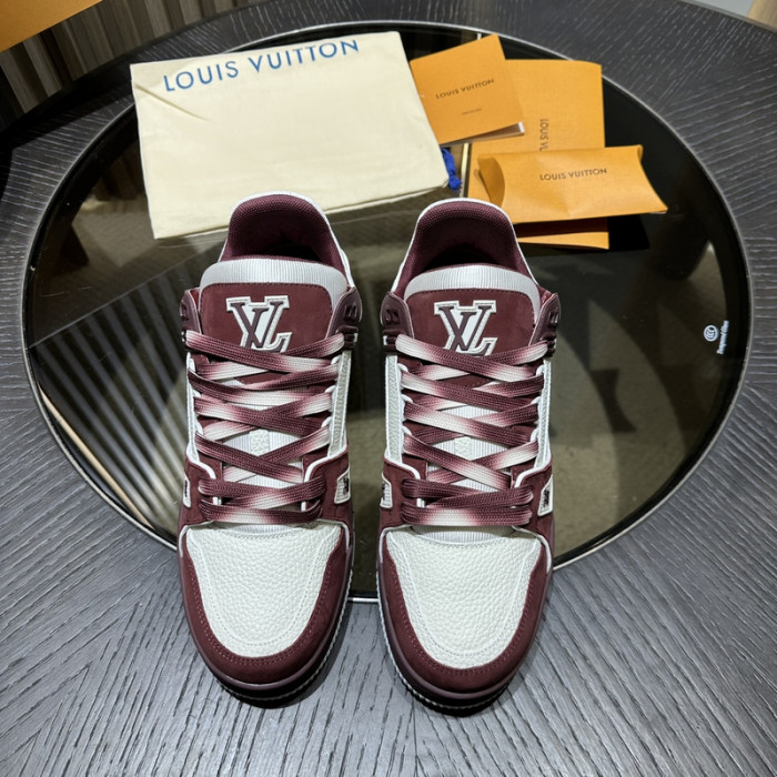 L0VT SNEAKER