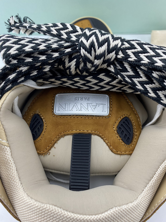 LANV1N CURB SNEAKER