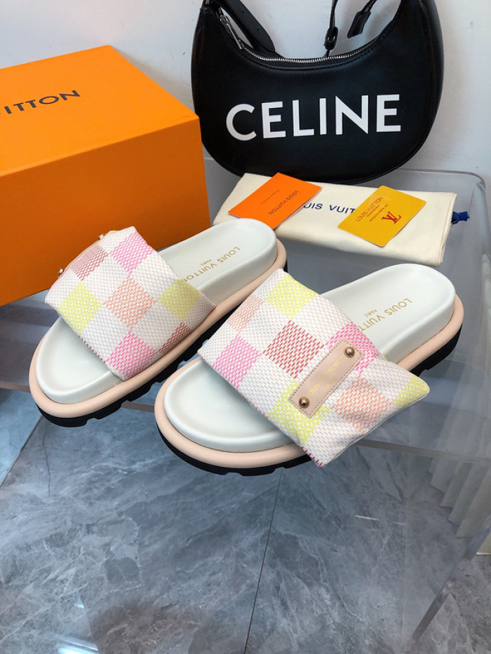 L0VT SANDAL