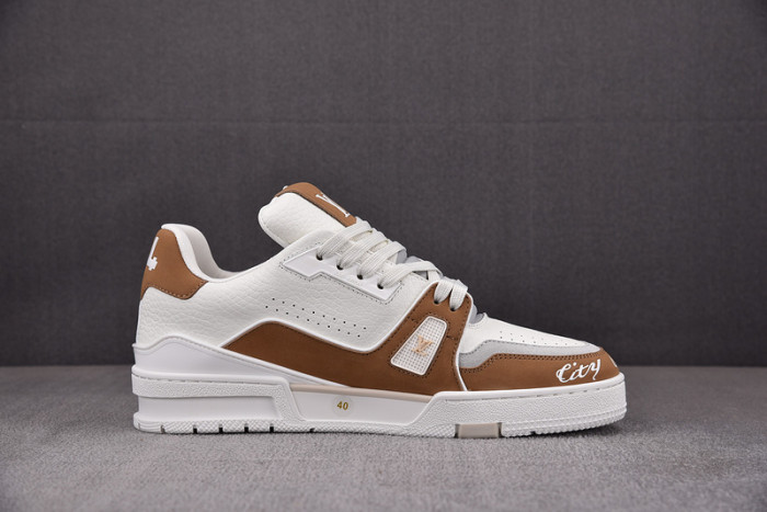 L0VT SNEAKER