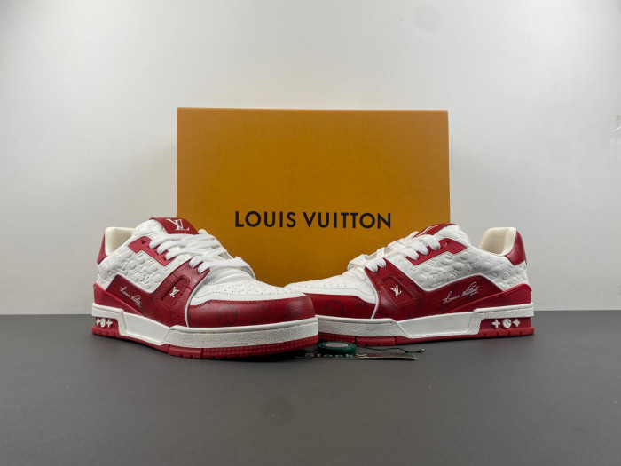 L0VT SNEAKER