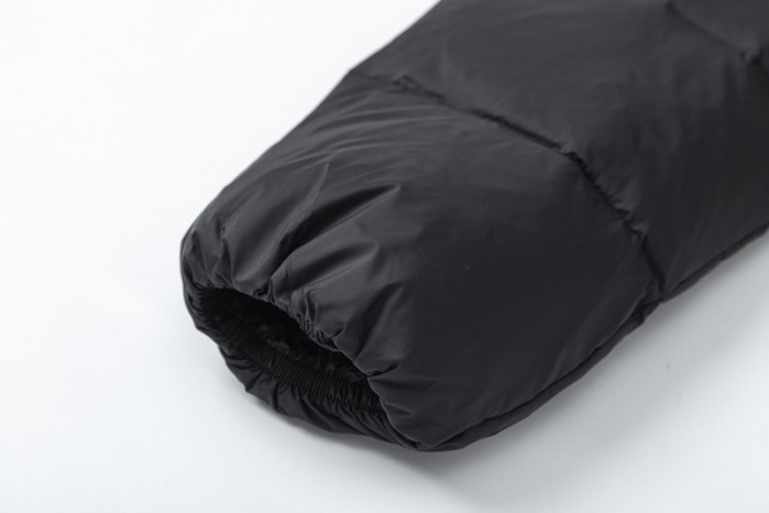 M0*C1ER DOWN JACKET