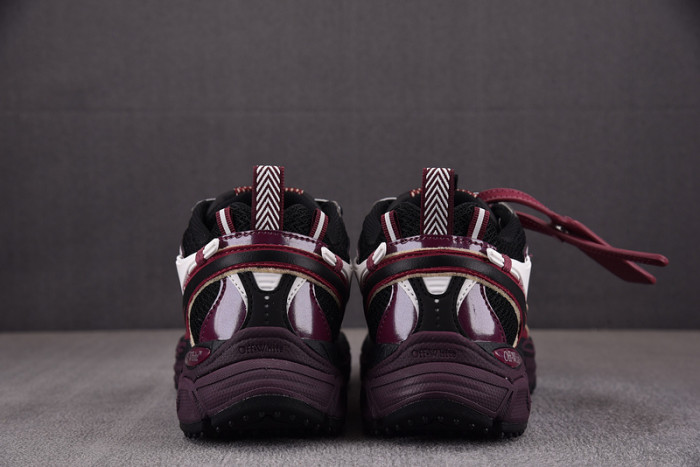 OFW SNEAKER
