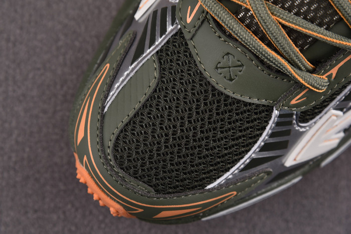 OFW SNEAKER