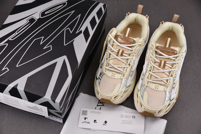OFW SNEAKER