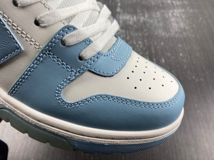 OFW SNEAKER