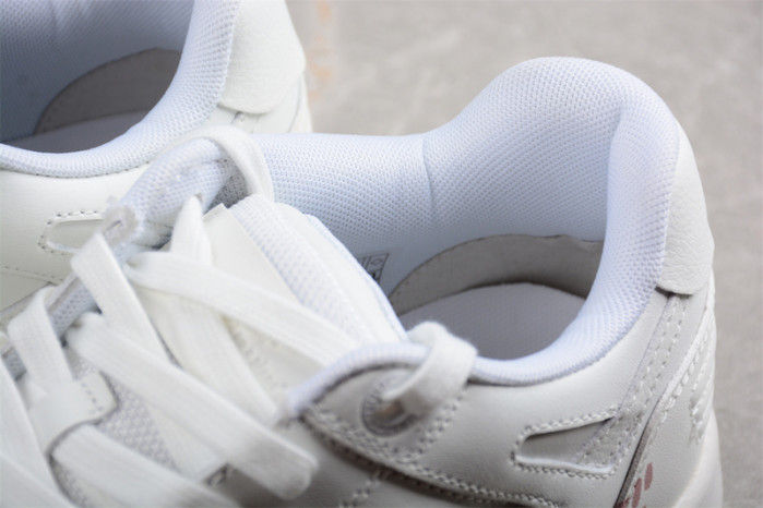 OFW SNEAKER