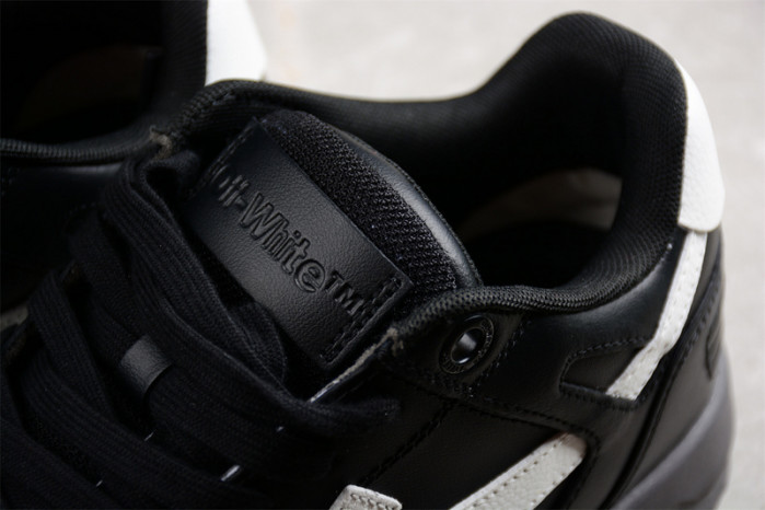 OFW SNEAKER