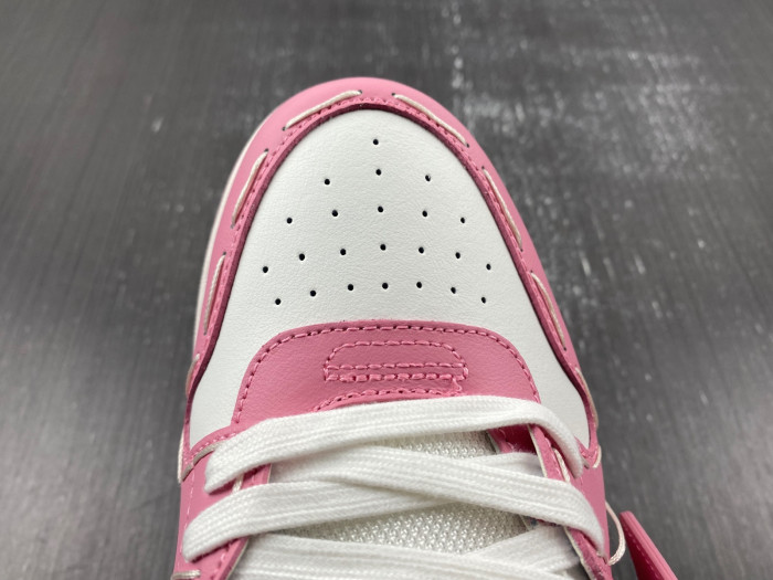 OFW SNEAKER