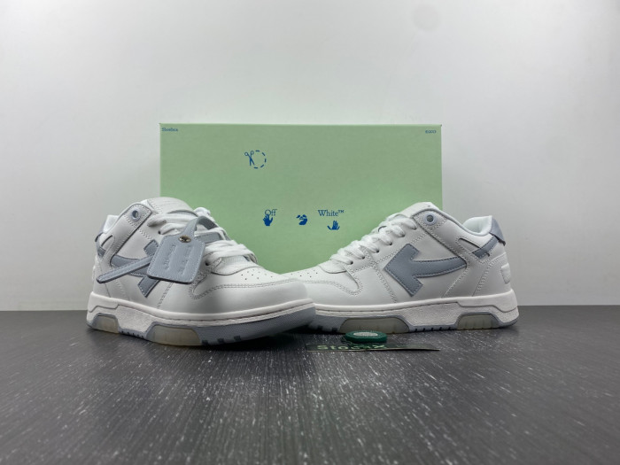 OFW SNEAKER